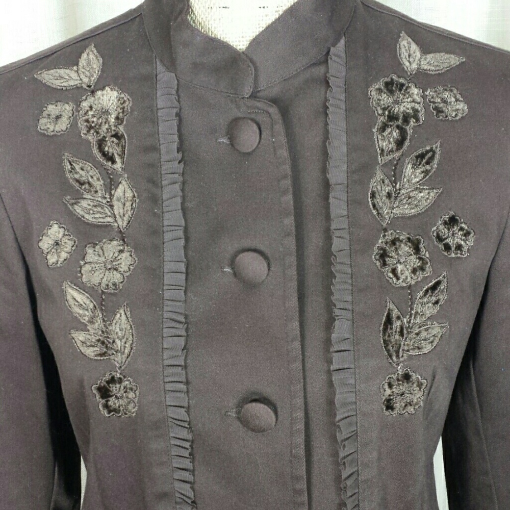 Talbots Petites Embroidered Ruffle Trimmed Blazer - Picture 3 of 7